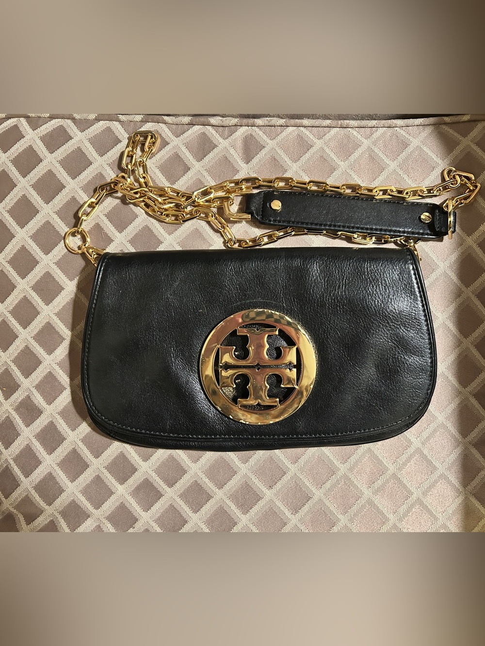 AS-IS Tory Burch Reva Black Clutch Shoulder Bag Gold Logo Chain Strap